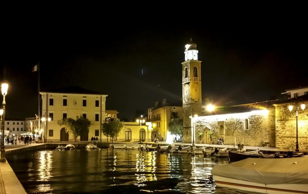 Porto Vecchio Appartamenti Lazise Exterior foto